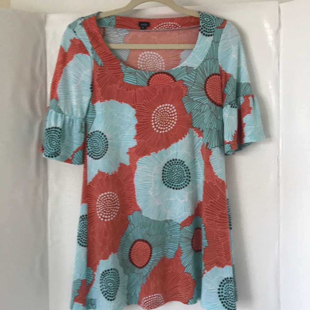 SUMMER BLOUSE.